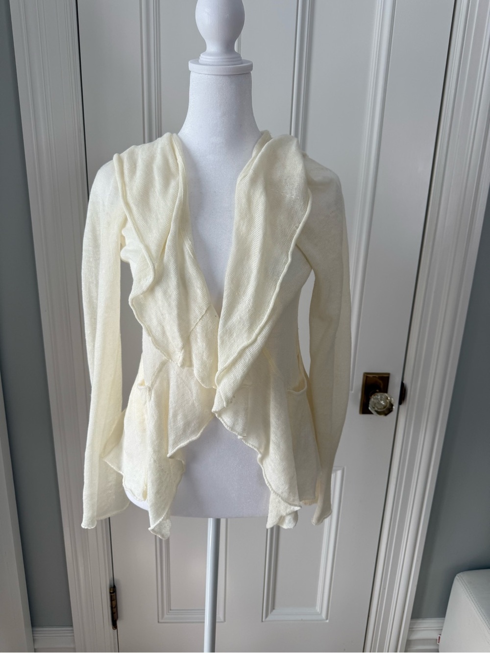 Women's Cream Ruffled Open-Front Cardigan Linen Sweater